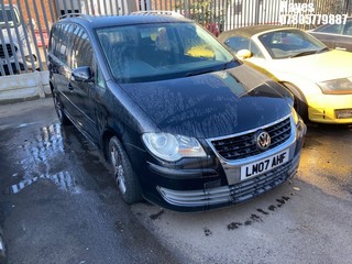 Location:  Hayes - 2007 VOLKSWAGEN TOURAN SE TDI 105 MPV REG: LM07AHF, Keys: No, MOT Expiry date: 03/05/2025, 1896 Diesel, 6 Speed Manual Diesel, Former Keepers: 5