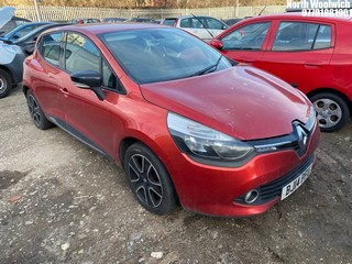 Location: North Woolwich - 2014 RENAULT CLIO DYNAMIQUE MEDIANAV 5 Door Hatchback REG: BJ14PFU, Keys: No, MOT Expiry date: 07/01/2026, 1149 Petrol, 5 Speed Manual Petrol, Former Keepers: 3