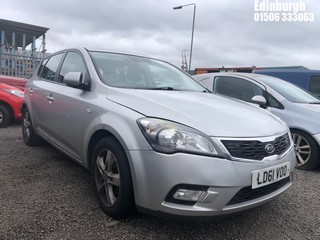Location: Edinburgh - 2011 KIA CEED 2 CRDI 5 Door Hatchback REG: LD61VOO, Keys: No, MOT Expiry date: 30/11/2024, 1582 Diesel, 6 Speed Manual Diesel, Former Keepers: 5