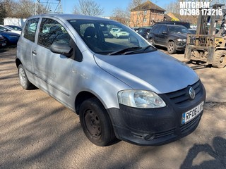 Location: Mitcham - 2006 VOLKSWAGEN FOX 75 3 Door Hatchback REG: RF06LVH, Keys: No, MOT Expiry date: 30/07/2025, 1390 Petrol, 5 Speed Manual Petrol, Former Keepers: 5
