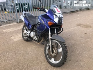 Location: Mitcham - 2005 HONDA XL 125 V-5 Motorcycle REG: KX05UOC, Keys: No, MOT Expiry date: 23/01/2025, 125 Petrol, , Former Keepers: 8