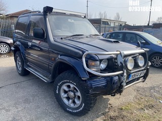 Location: Hull - 1995 MITSUBISHI PAJERO Estate REG: N954SFH, Keys: No, MOT Expiry date: 16/09/2025, 2830 Diesel, AUTOMATIC, Former Keepers: 6
