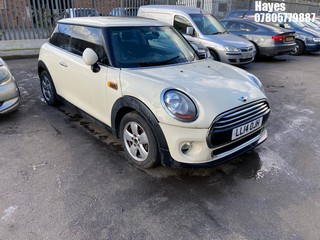 Location:  Hayes - 2014 MINI ONE AUTO 3 Door Hatchback REG: LL14OJH, Keys: No, MOT Expiry date: 21/12/2024, 1198 Petrol, 6 Speed Auto Petrol, Former Keepers: 4