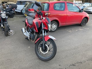 Location:  Hayes - 2015 HONDA GLR 125 1WH-F Motorcycle REG: YB15CWR, Keys: No, MOT Expiry date: 25/06/2025, 125 Petrol, , Former Keepers: 10