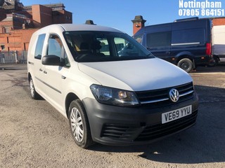 Location: Nottingham - 2020 VOLKSWAGEN CADDY MAXI C20 TDI VAN WITH SIDE WINDOWS REG: VE69YYU., 1968CC DIESEL, 5 SPEED MANUAL DIESEL, Former Keepers: 2, Keys: Yes, MOT Expiry date: 27/02/2026