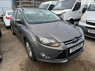 Location: North Woolwich - 2013 FORD FOCUS TITANIUM TURBO 5 Door Hatchback REG: SV13PXB, Keys: No, MOT Expiry date: 23/09/2025, 998 Petrol, 6 Speed Manual Petrol, Former Keepers: 4