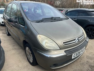 Location: North Woolwich - 2008 CITROEN XSARA PICASSO DESIRE 16V MPV REG: CX08PCO, Keys: No, MOT Expiry date: 08/04/2025, 1587 Petrol, 5 Speed Manual Petrol, Former Keepers: 5