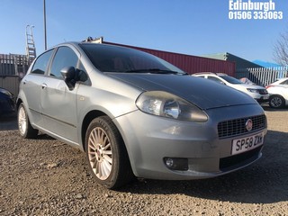 Location: Edinburgh - 2008 FIAT GRANDE PUNTO GP MULTIJET 5 Door Hatchback REG: SP58ZXR, Keys: No, MOT Expiry date: 07/09/2024, 1248 Diesel, 5 Speed Manual Diesel, Former Keepers: 5