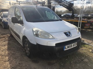 Location: Mitcham - 2008 PEUGEOT PARTNER 625 SE HDI 75 Panel Van REG: LM58ASX, Keys: No, MOT Expiry date: 04/09/2025, 1560 Diesel, 5 Speed Manual Diesel, Former Keepers: 4
