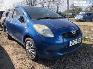 Location: Mitcham - 2007 TOYOTA YARIS T3 S-A 3 Door Hatchback REG: GV07KRU, Keys: No, MOT Expiry date: 15/08/2024, 1296 Petrol, 4 Speed Semi Auto Petrol, Former Keepers: 4