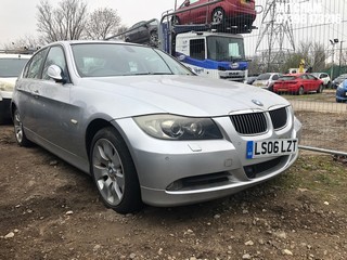 Location: Mitcham - 2006 BMW 325I SE AUTO 4 Door Saloon REG: LS06LZT, Keys: No, MOT Expiry date: 30/11/2023, 2497 Petrol, 6 Speed Auto Petrol, Former Keepers: 3