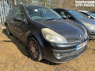 Location: Peterborough - 2006 RENAULT CLIO DYNAMIQUE S 3 Door Hatchback REG: NV06XVW, Keys: Yes, MOT Expiry date: 25/08/2025, 1390 Petrol, 5 Speed Manual Petrol, Former Keepers: 9