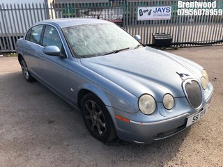 Location: BRENTWOOD - 2004 JAGUAR S-TYPE V6 SE AUTO 	 4 DOOR SALOON REG: S6TUV, 2967cc PETROL, 6 SPEED AUTO PETROL, Former Keepers: 10, Keys: No, MOT: Expiry date04/04/2025