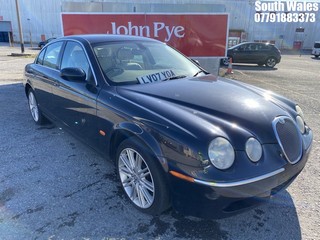 Location: South Wales - 2007 JAGUAR S-TYPE SE TD AUTO 4 Door Saloon REG: LV07YOA, Keys: No, MOT Expiry date: 18/02/2023, 2720 Diesel, 6 Speed Auto Diesel, Former Keepers: 5
