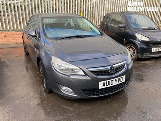 Location:  Hayes - 2010 VAUXHALL ASTRA EXCLUSIV 113 5 Door Hatchback REG: AU10YVD, Keys: No, MOT Expiry date: 17/06/2025, 1598 Petrol, 5 Speed Manual Petrol, Former Keepers: 2