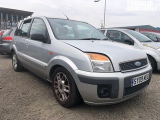 Location: Edinburgh - 2009 FORD FUSION ZETEC CLIMATE 5 Door Hatchback REG: SY09MEU, Keys: No, MOT Expiry date: 18/12/2024, 1388 Petrol, 5 Speed Manual Petrol, Former Keepers: 6