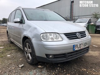 Location: Mitcham - 2007 VOLKSWAGEN TOURAN SPORT TDI Estate REG: FL07UOV, Keys: No, MOT Expiry date: 16/08/2024, 1968 Diesel, 6 Speed Manual Diesel, Former Keepers: 4