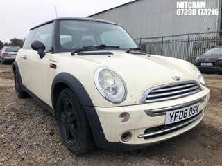 Location: Mitcham - 2006 MINI MINI COOPER 3 Door Hatchback REG: YF06DSX, Keys: No, MOT Expiry date: 20/11/2024, 1598 Petrol, 5 Speed Manual Petrol, Former Keepers: 9