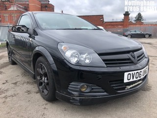 Location: Nottingham - 2006 VAUXHALL ASTRA SXI 3 Door Hatchback REG: OV06UHG, Keys: No, MOT Expiry date: 29/10/2024, 1598 Petrol, 5 Speed Manual Petrol, Former Keepers: 3