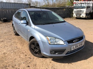 Location: Peterborough - 2005 FORD FOCUS GHIA 5 Door Hatchback REG: KJ54KHK, Keys: No, MOT Expiry date: 19/02/2025, 1596 Petrol, 5 Speed Manual Petrol, Former Keepers: 5