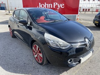 Location: South Wales - 2014  RENAULT  CLIO DYNAMIQUE S MEDIANAV 	 5 Door Hatchback 	 REG: EL10HAS, 1461cc Diesel, 6 Speed Auto Diesel 	, Former Keepers: 2, Keys: Yes, MOT Expiry date: 10/11/2025