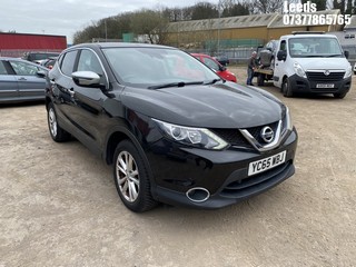 Location: Leeds - 2015  NISSAN  QASHQAI ACENTA SMART VIS 	 5 Door Hatchback 	 REG: YC65WBJ, 1197cc	 Petrol , 6 Speed Manual Petrol 	, Former Keepers: 3, Keys: Yes, MOT Expiry date: 09-09-2025