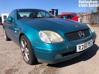 Location: Nottingham - 1998 MERCEDES SLK 230 KOMPRESSOR AUTO Convertible REG: R260YEC, Keys: No, MOT Expiry date: 29/01/2025, 2298 Petrol, 5 Speed Auto Petrol, Former Keepers: 9