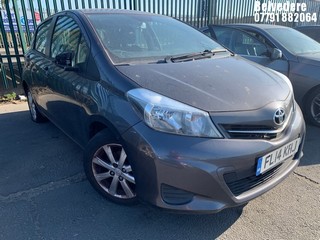 NOTE: ATF Registered Buyers ONLY - Location: BELVEDERE - 2014 TOYOTA YARIS ICON VVT-I 5 DOOR HATCHBACK REG: FL14KHJ, 1329cc PETROL, 6 SPEED MANUAL PETROL, Former Keepers: 2, Keys: No,