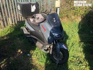 Location: MITCHAM - 2022 YAMAHA GPD125-A NMAX 125 ABS SCOOTER REG: BG22YAX, 125cc PETROL, , Former Keepers: 8, Keys: No, MOT: Expiry date22/04/2025