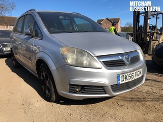Location: Mitcham - 2006 VAUXHALL ZAFIRA DESIGN MPV REG: DK56VGM, Keys: No, MOT Expiry date: 26/03/2025, 1796 Petrol, 5 Speed Manual Petrol, Former Keepers: 5