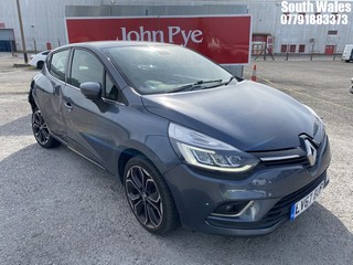 Location: South Wales - 2017  RENAULT  CLIO DYNAMIQUE S NAV DCI 5 Door Hatchback REG: LV67BUP, 1461cc Diesel , 5 Speed Manual Diesel 	, Former Keepers: 1, Keys: Yes, MOT Expiry date: 14/10/2025