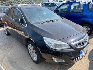 Location: North Woolwich - 2011 VAUXHALL ASTRA SE 5 Door Hatchback REG: VN60YSZ, Keys: No, MOT Expiry date: 21/02/2025, 1598 Petrol, 5 Speed Manual Petrol, Former Keepers: 9