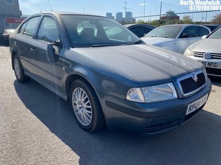 Location: North Woolwich - 2004 SKODA OCTAVIA AMBIENTE TDI AUTO 5 Door Hatchback REG: KP04FZE, Keys: No, MOT Expiry date: 30/01/2026, 1896 Diesel, 4 Speed Auto Diesel, Former Keepers: 15