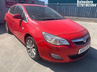 Location: Belvedere - 2010 VAUXHALL ASTRA SE 5 Door Hatchback REG: KR10VNT, Keys: Yes, MOT Expiry date: 14/06/2025, 1598 Petrol, 5 Speed Manual Petrol, Former Keepers: 5