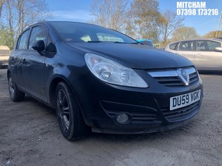 Location: MITCHAM - 2009 VAUXHALL CORSA DESIGN 16V TWINPORT 5 DOOR HATCHBACK REG: DU59VGK, 1364cc PETROL, 5 SPEED MANUAL PETROL, Former Keepers: 6, Keys: No, MOT: Expiry date15/05/2025