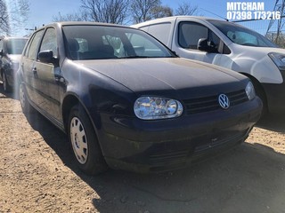 Location: Mitcham - 2000 VOLKSWAGEN GOLF SE AUTO 5 Door Hatchback REG: V449LGN, Keys: No, MOT Expiry date: 13/02/2023, 1600 Petrol, 4 Speed Auto Petrol, Former Keepers: 10