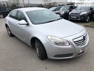 Location: Brentwood - 2010 VAUXHALL INSIGNIA EXCLUSIV 5 Door Hatchback REG: VU10VBX, Keys: No, MOT Expiry date: 19/02/2025, 1796 Petrol, 6 Speed Manual Petrol, Former Keepers: 10