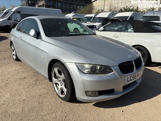 Location: North Woolwich - 2006 BMW 325I SE AUTO Coupe REG: LC56MJX, Keys: No, MOT Expiry date: 09/02/2025, 2497 Petrol, 6 Speed Auto Petrol, Former Keepers: 9