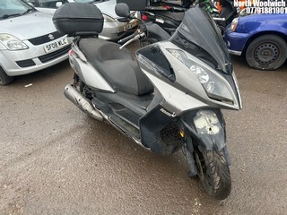 Location: North Woolwich - 2015 KYMCO DOWNTOWN 125 Scooter REG: KE64EUL, Keys: No, MOT Expiry date: 05/09/2024, 124 Petrol, AUTOMATIC, Former Keepers: 11