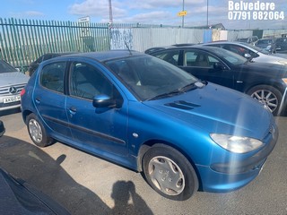 Location: Belvedere - 2001 PEUGEOT 206 LX 5 Door Hatchback REG: Y315HAA, Keys: No, MOT Expiry date: 26/01/2024, 1360 Petrol, 5 Speed Manual Petrol, Former Keepers: 1
