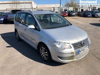 Location: Brentwood - 2008 VOLKSWAGEN TOURAN SE TSI 140 MPV REG: KP08ZCY, Keys: No, MOT Expiry date: 21/12/2020, 1390 Petrol, 6 Speed Manual Petrol, Former Keepers: 3