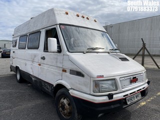 Location: South Wales - 1995 IVECO-FORD  Motor Caravan REG: M805WNO, Keys: No, MOT Expiry date: 12/10/2024, 2499 Diesel, 5 Speed Semi Auto Petrol/Gas, Former Keepers: 10