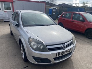 Location: Hull - 2006 VAUXHALL ASTRA SXI CDTI 100 5 Door Hatchback REG: BJ06RJO, Keys: No, MOT Expiry date: 29/12/2024, 1686 Diesel, 5 Speed Manual Diesel, Former Keepers: 8