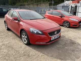 Location: Leeds - 2013 VOLVO V40 ES NAV D2 5 Door Hatchback REG: GJ63XGR, Keys: No, MOT Expiry date: 11-04-2024, 1560 Diesel, 6 Speed Manual Diesel, Former Keepers: 2
