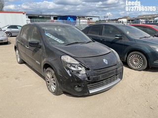 Location: Leeds - 2010 RENAULT CLIO DYNAMIQUE DCI 5 Door Hatchback REG: HK59EYZ, Keys: No, MOT Expiry date: 27-03-2024, 1461 Diesel, 5 Speed Manual Diesel, Former Keepers: 6