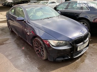 Location:  Hayes - 2006 BMW 335I SE AUTO Coupe REG: YE56OVU, Keys: No, MOT Expiry date: 26/06/2024, 2979 Petrol, 6 Speed Auto Petrol, Former Keepers: 7