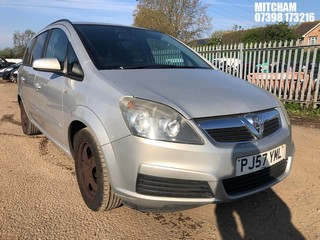 Location: MITCHAM - 2007 VAUXHALL ZAFIRA EXCLUSIV MPV REG: PJ57YML, 1598cc PETROL, 5 SPEED MANUAL PETROL, Former Keepers: 5, Keys: No, MOT: Expiry date15/10/2025
