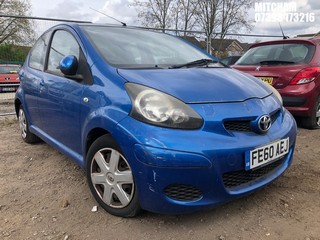 Location: Mitcham - 2010 TOYOTA AYGO BLUE VVT-I 5 Door Hatchback REG: FE60AEJ, Keys: No, MOT Expiry date: 06/11/2024, 998 Petrol, 5 Speed Manual Petrol, Former Keepers: 5