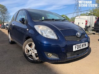 Location: Mitcham - 2010 TOYOTA YARIS TR VVT-I 3 Door Hatchback REG: FD10NYM, Keys: No, MOT Expiry date: 21/07/2024, 998 Petrol, 5 Speed Manual Petrol, Former Keepers: 4