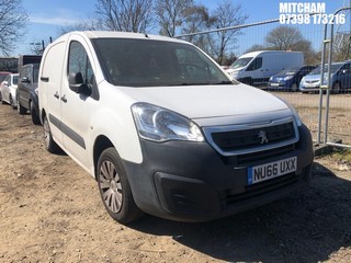 Location: Mitcham - 2016 PEUGEOT PARTNER BLUE HDI Panel Van REG: NU66UXX, Keys: No, MOT Expiry date: 18/10/2025, 1560 Diesel, 5 Speed Manual Diesel, Former Keepers: 4